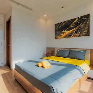 Chalton - Landmark 81 Area, Ice Rink & Grand Park Apartment