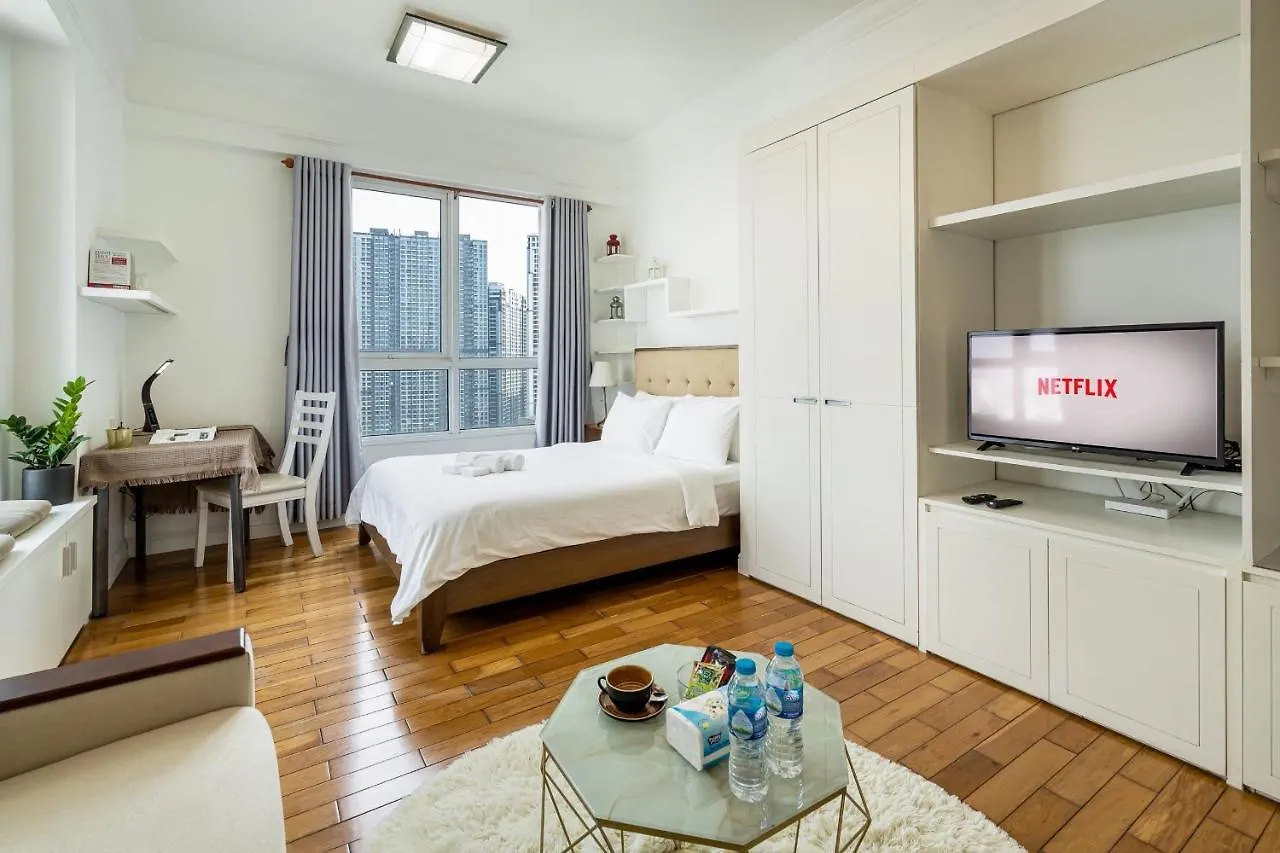 The Manor 2 Luxury Apartment Free Roof Top Pool Ho Chi Minh City