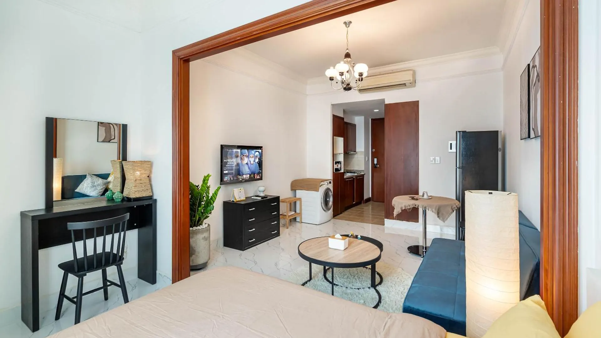 The Manor 2 Luxury Apartment Free Roof Top Pool Ho Chi Minh City