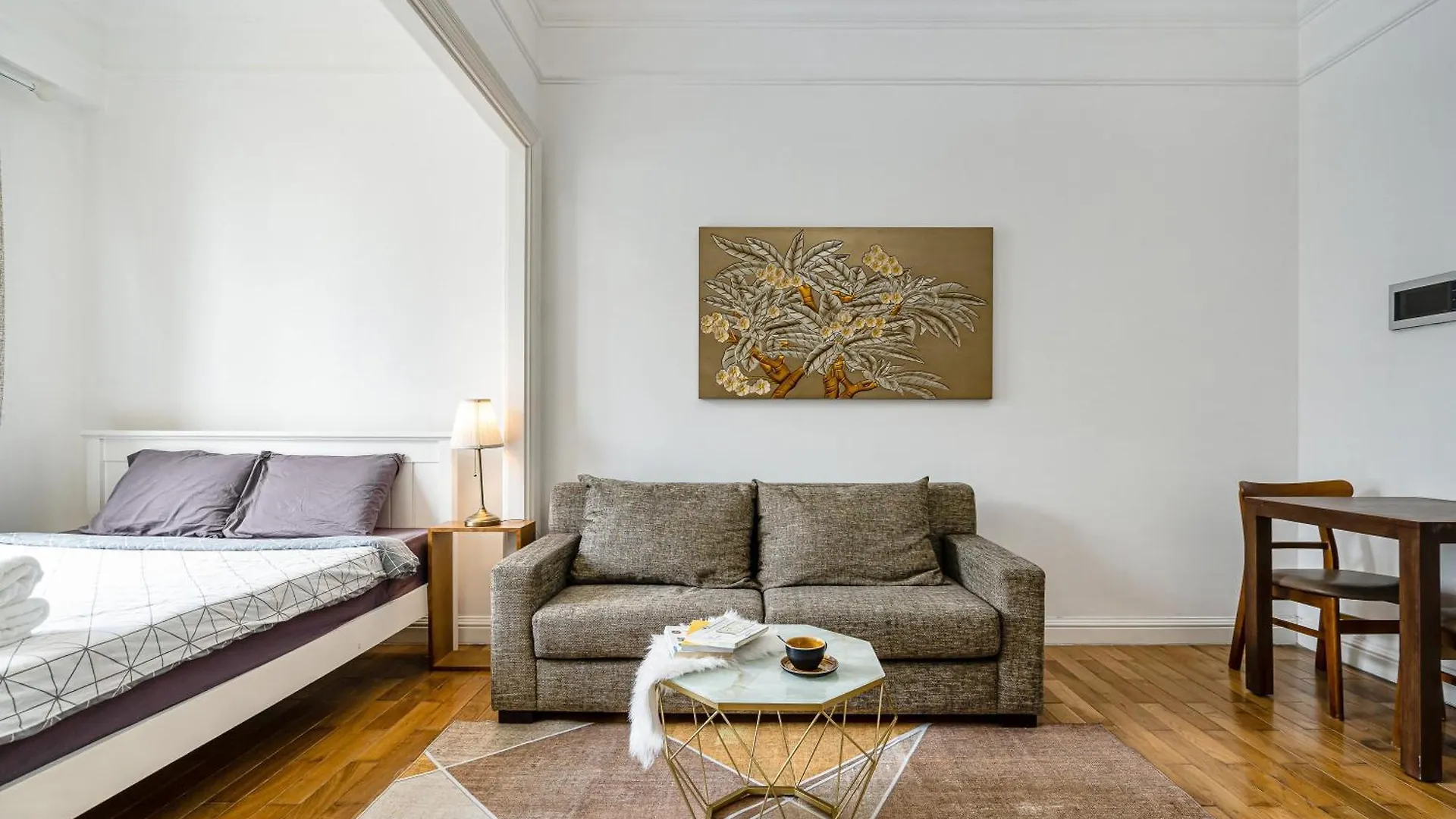 The Manor 2 Luxury Apartment Free Roof Top Pool Ho Chi Minh City Vietnam